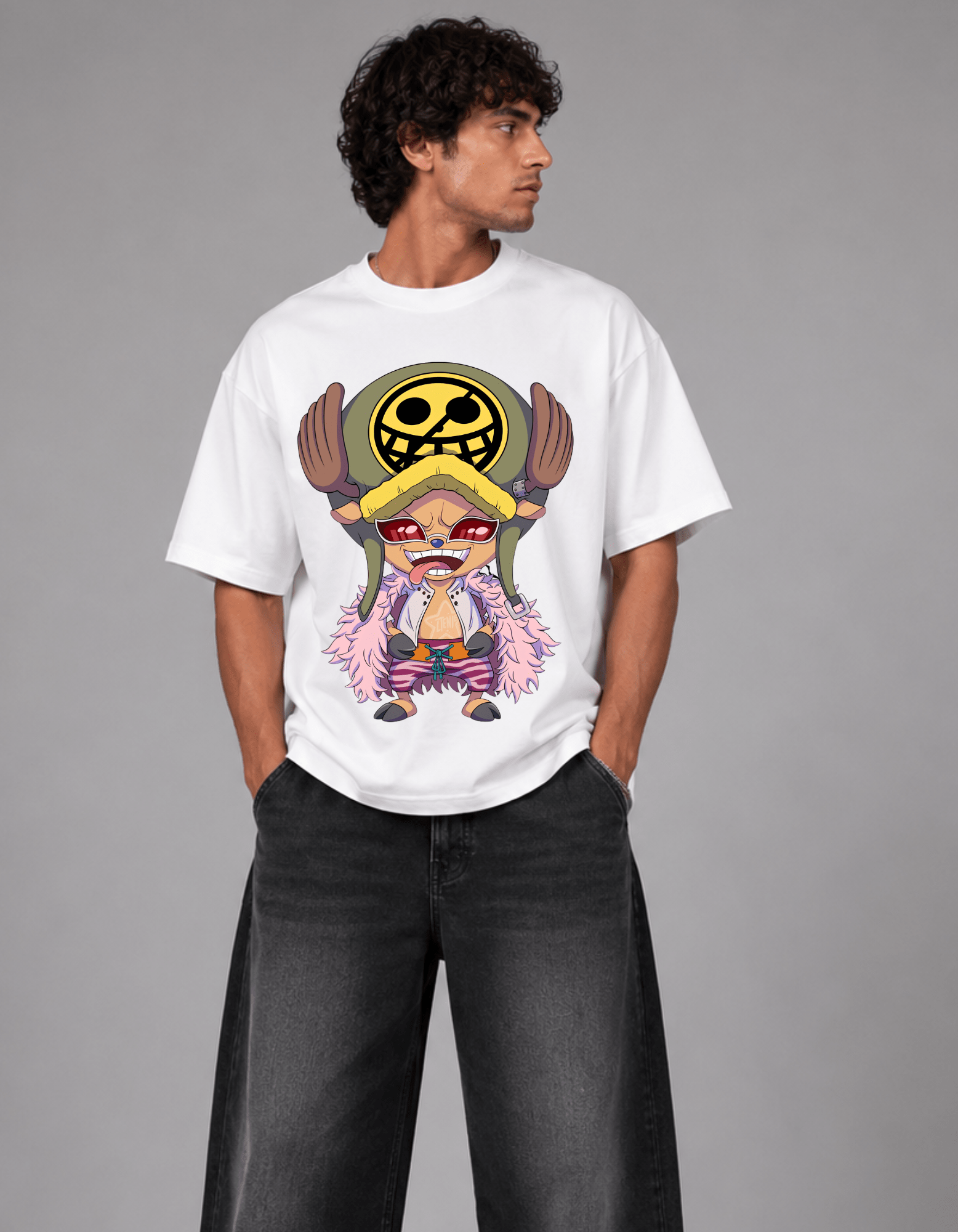 Doflamingo Oversize T-Shirt - Awara Bacha