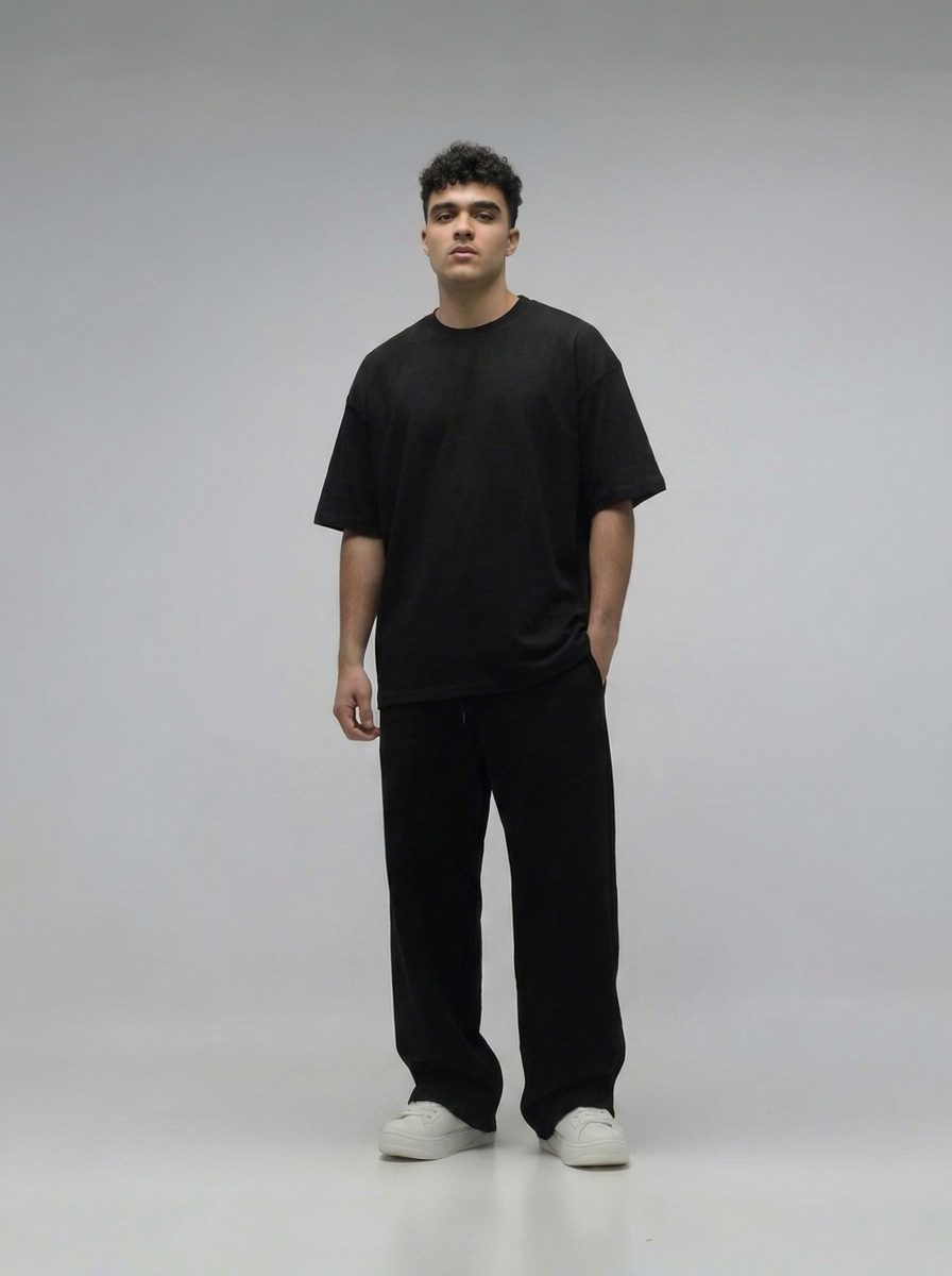Black oversize t-shirt