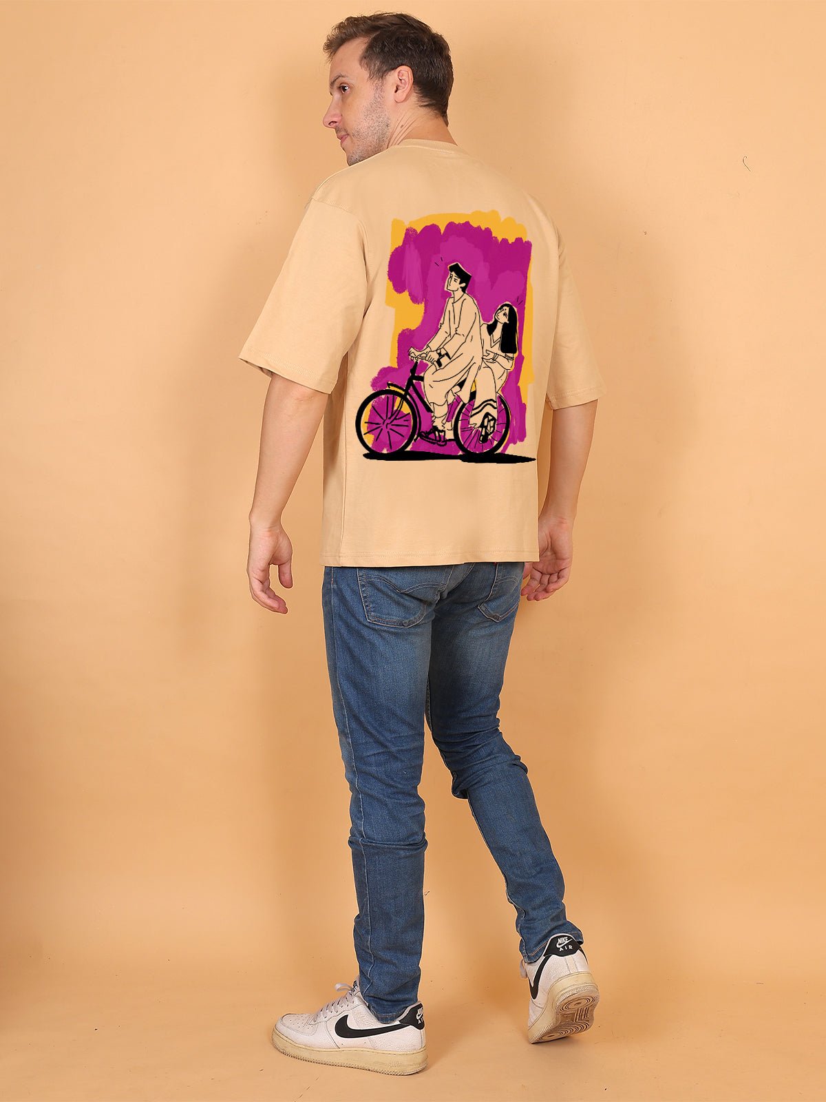 Old School Oversize T-Shirt - Awara Bacha