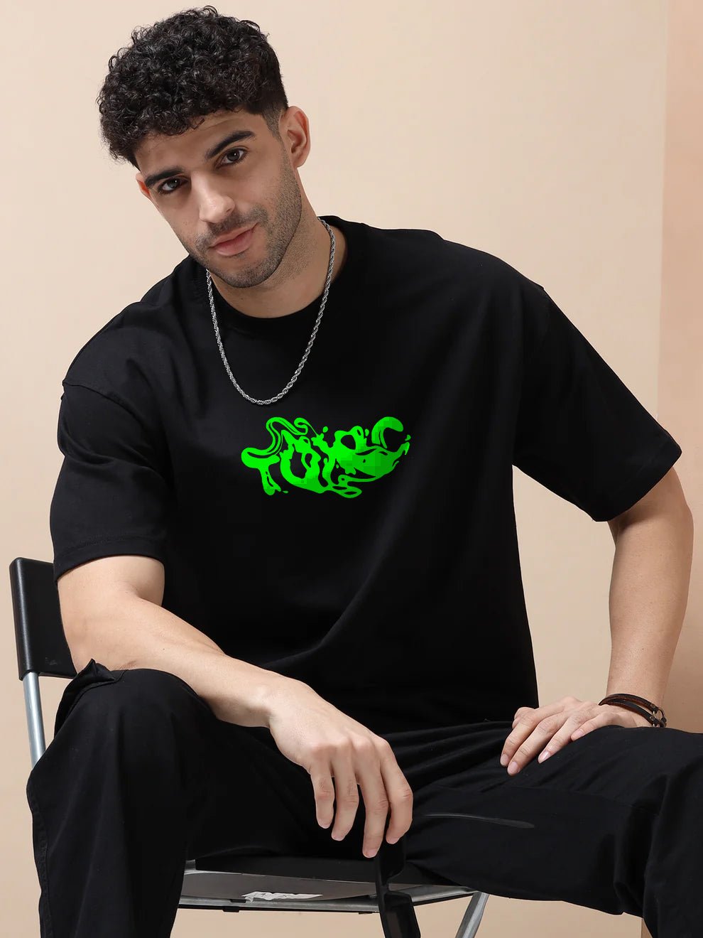 Toxic Black Oversize T-Shirt - Awara Bacha