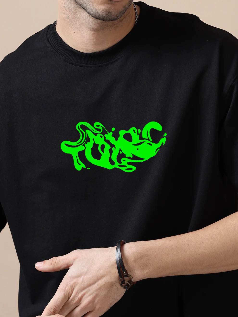 Toxic Black Oversize T-Shirt - Awara Bacha