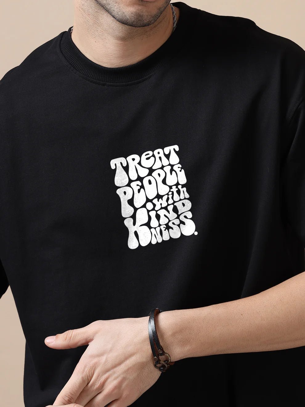Treat people with kindness Oversize T-Shirt - Awara Bacha