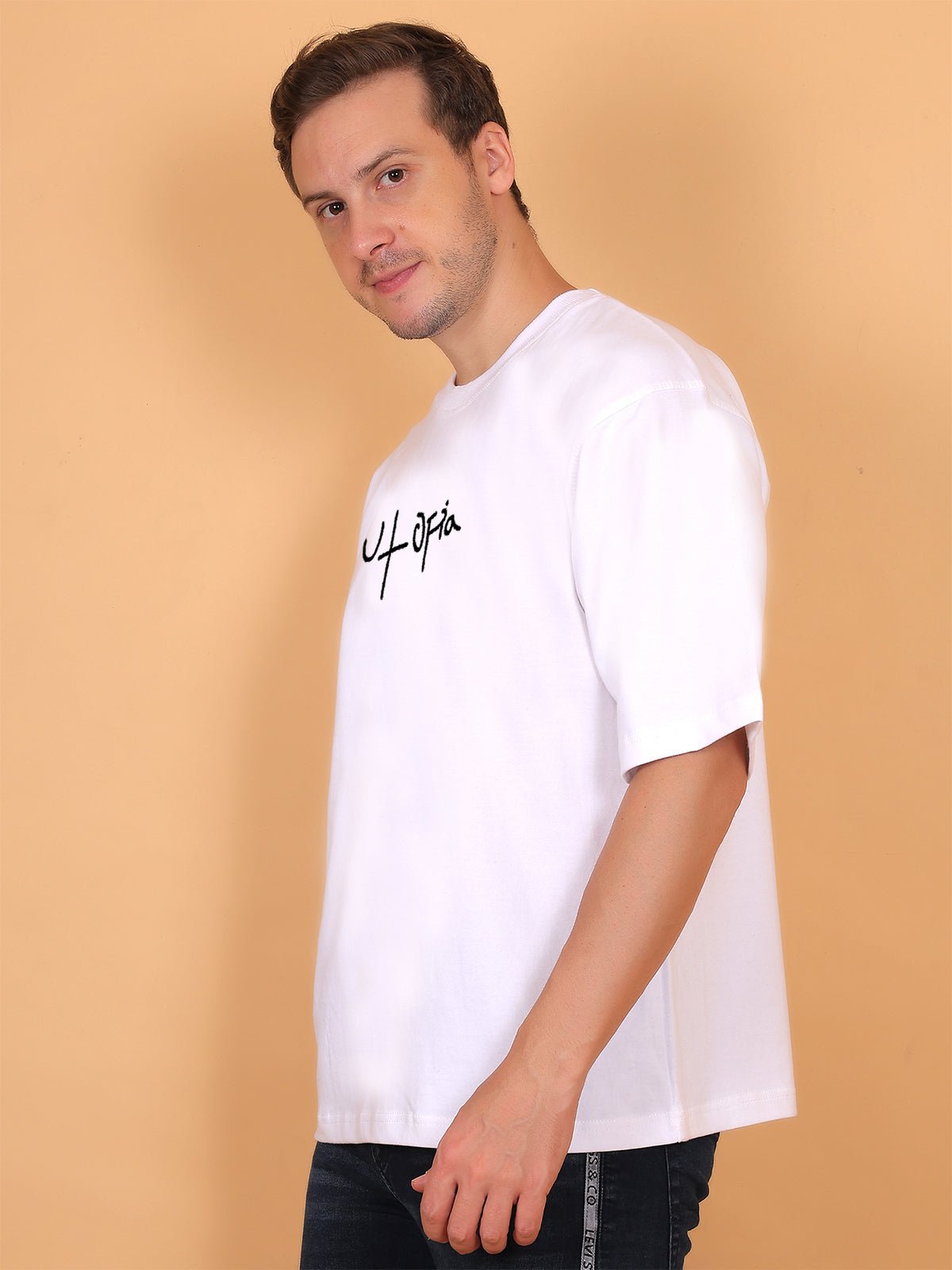 Utopia White Oversize T-Shirt - Awara Bacha